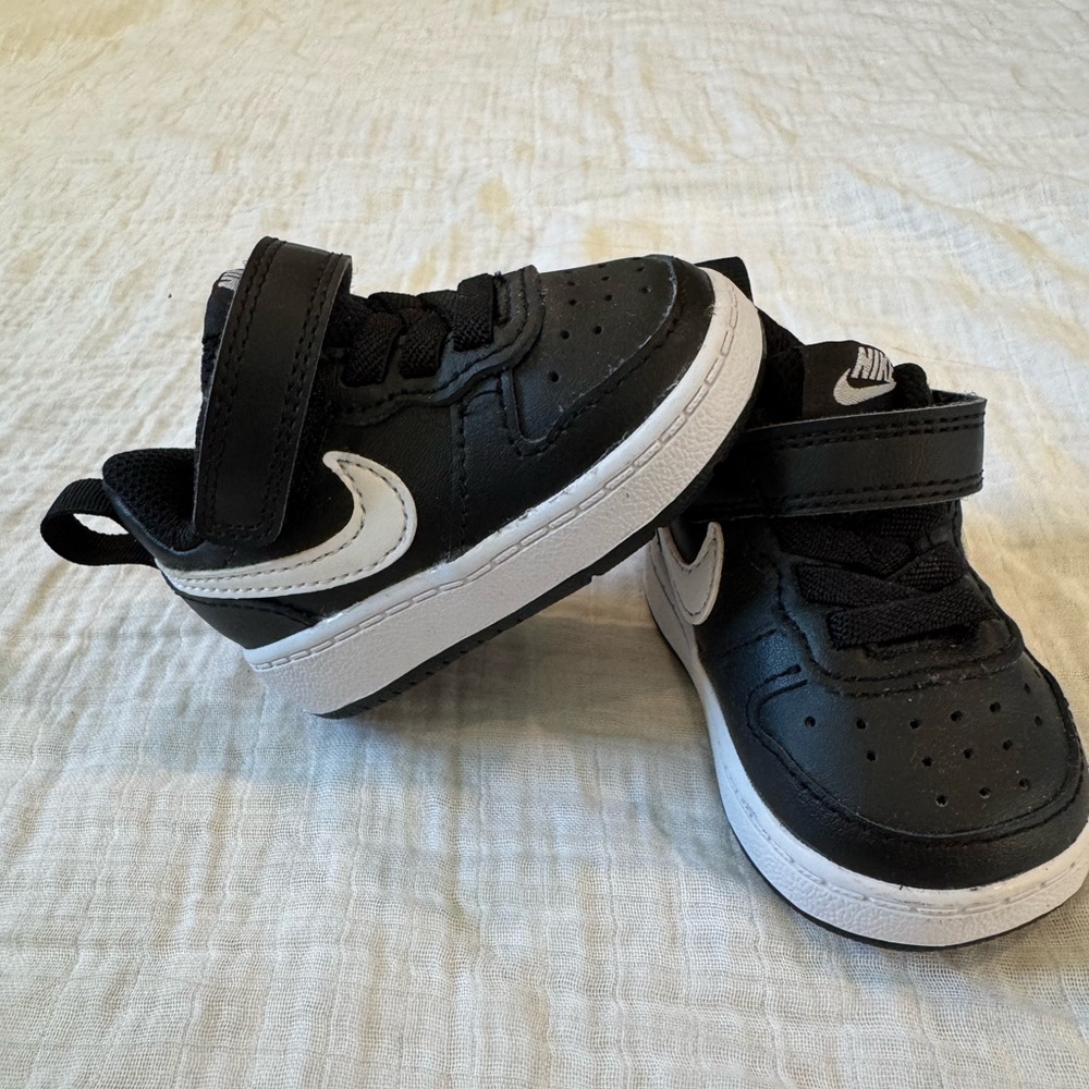 Nike Baby Legacy Black and White Velcro Sneakers